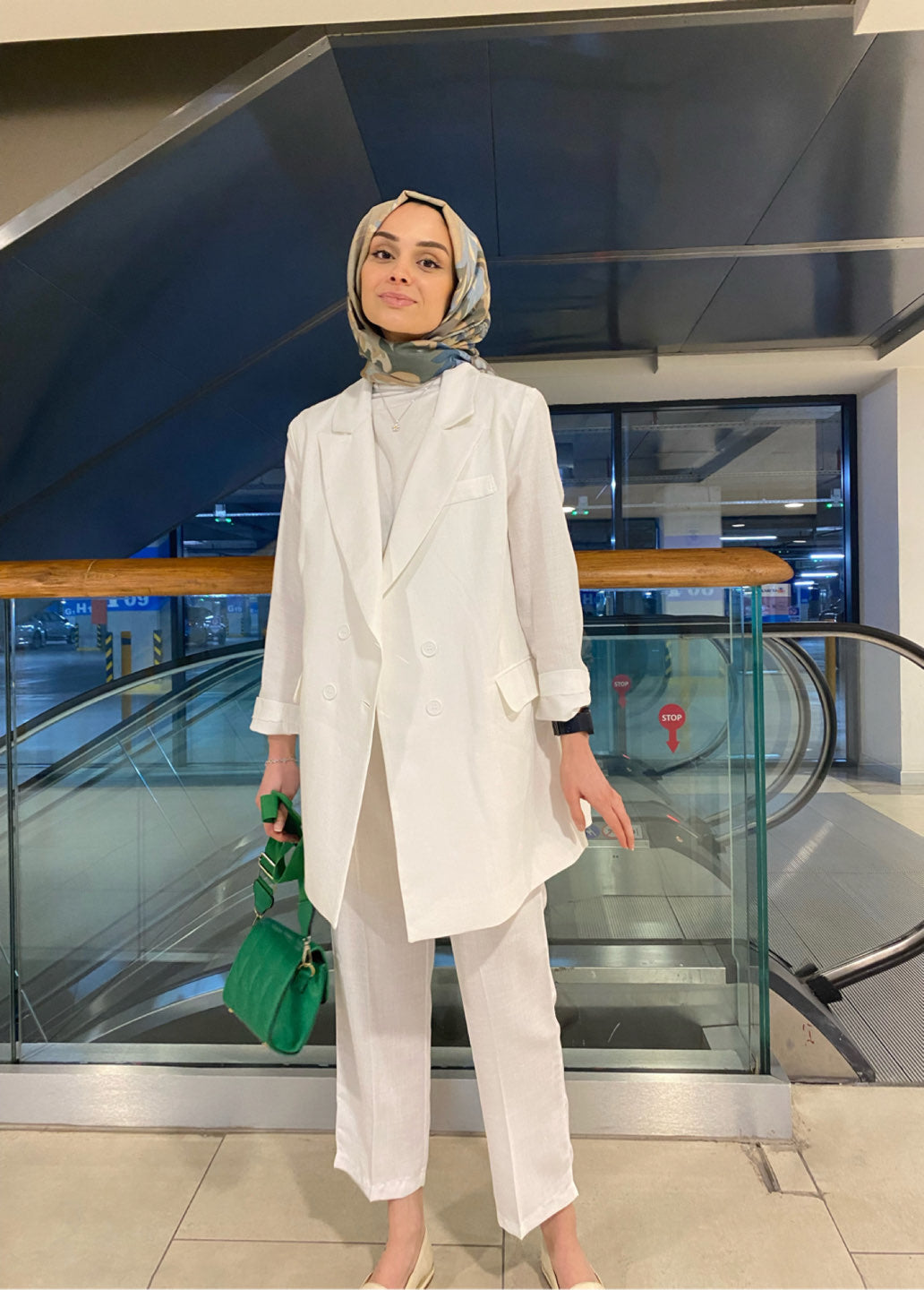 Beyaz Keten Blazer Ceket – Modern Şıklık | KUASAR