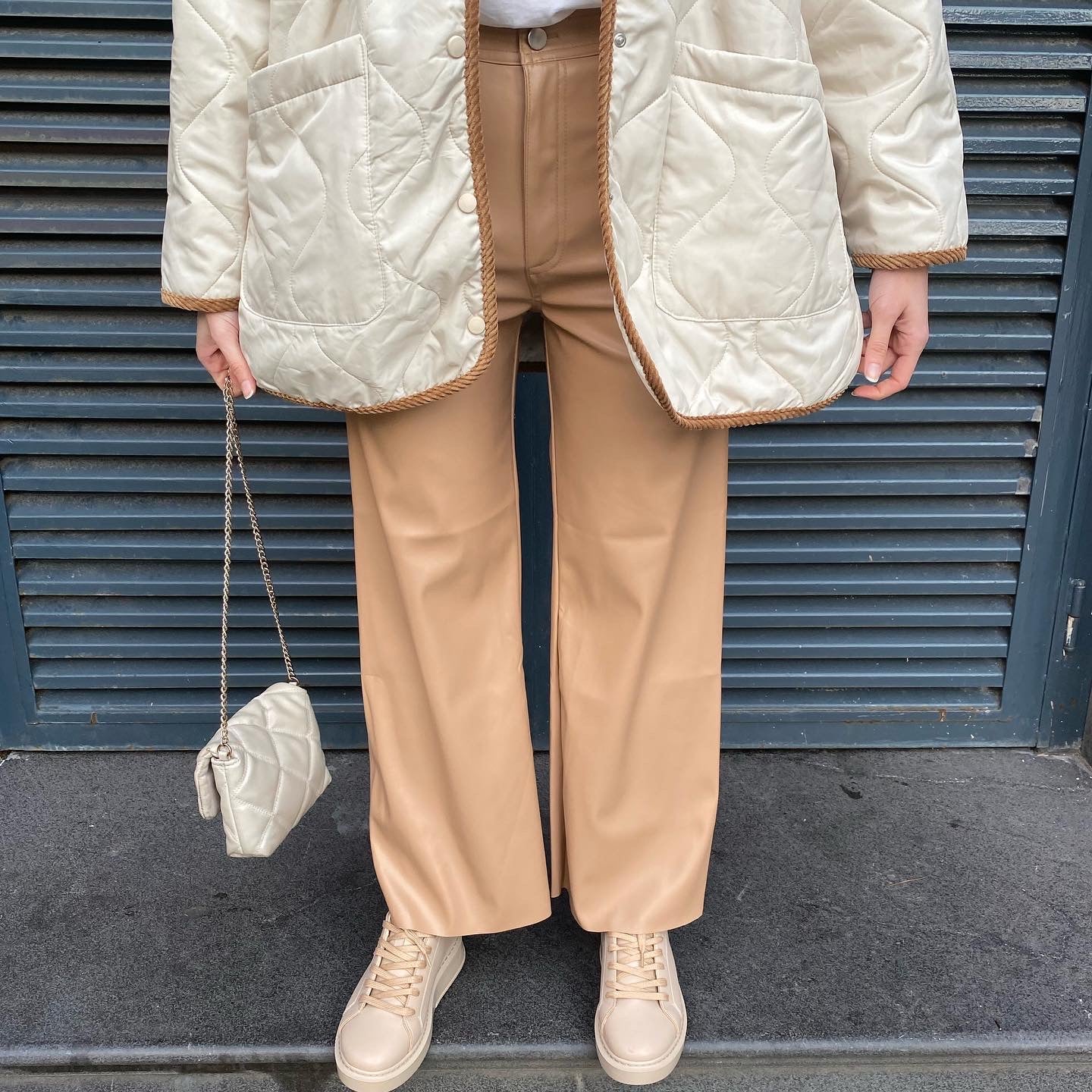 Ön Cep Detaylı Deri Pantolon - Camel