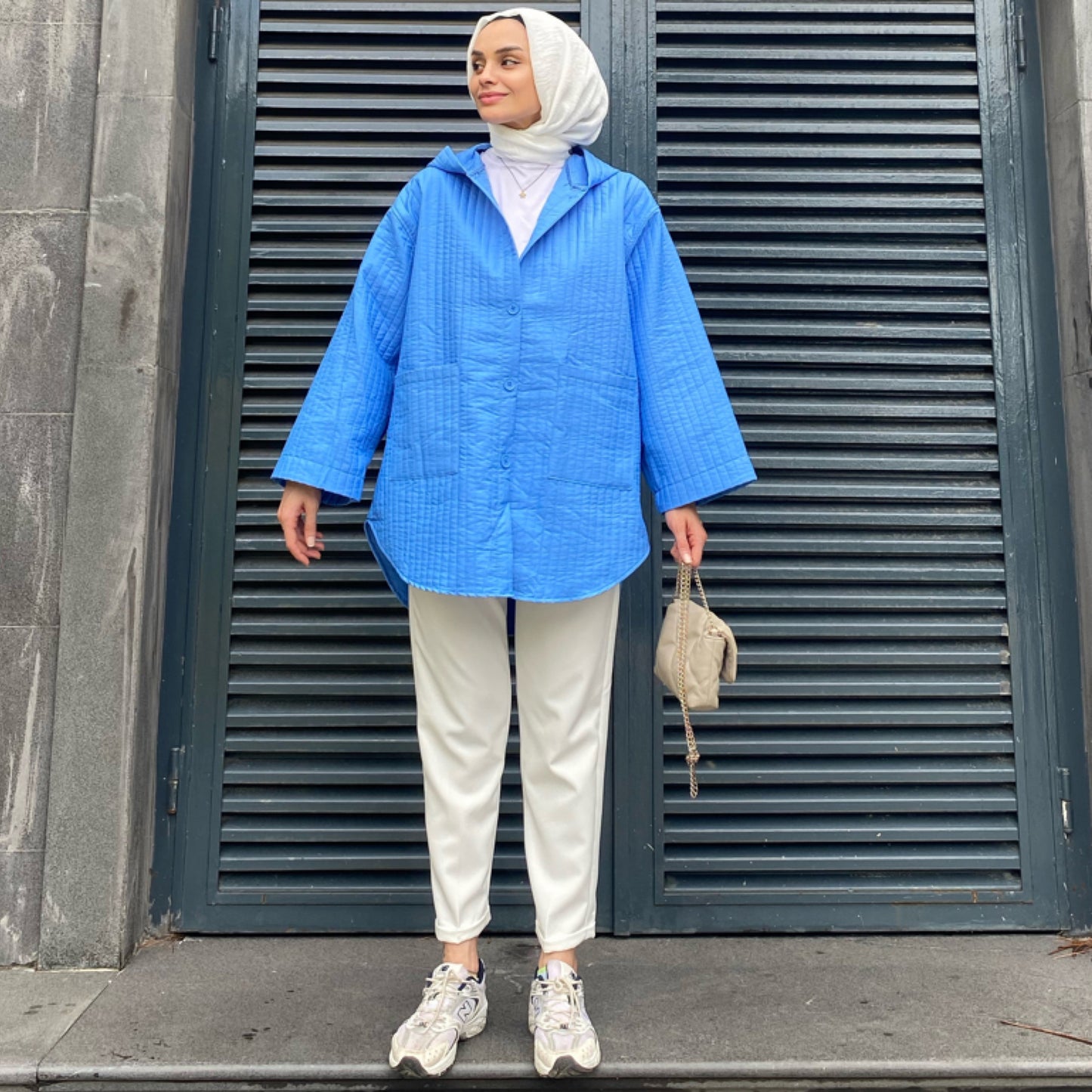 Kapüşonlu Mavi Kapitone Ceket