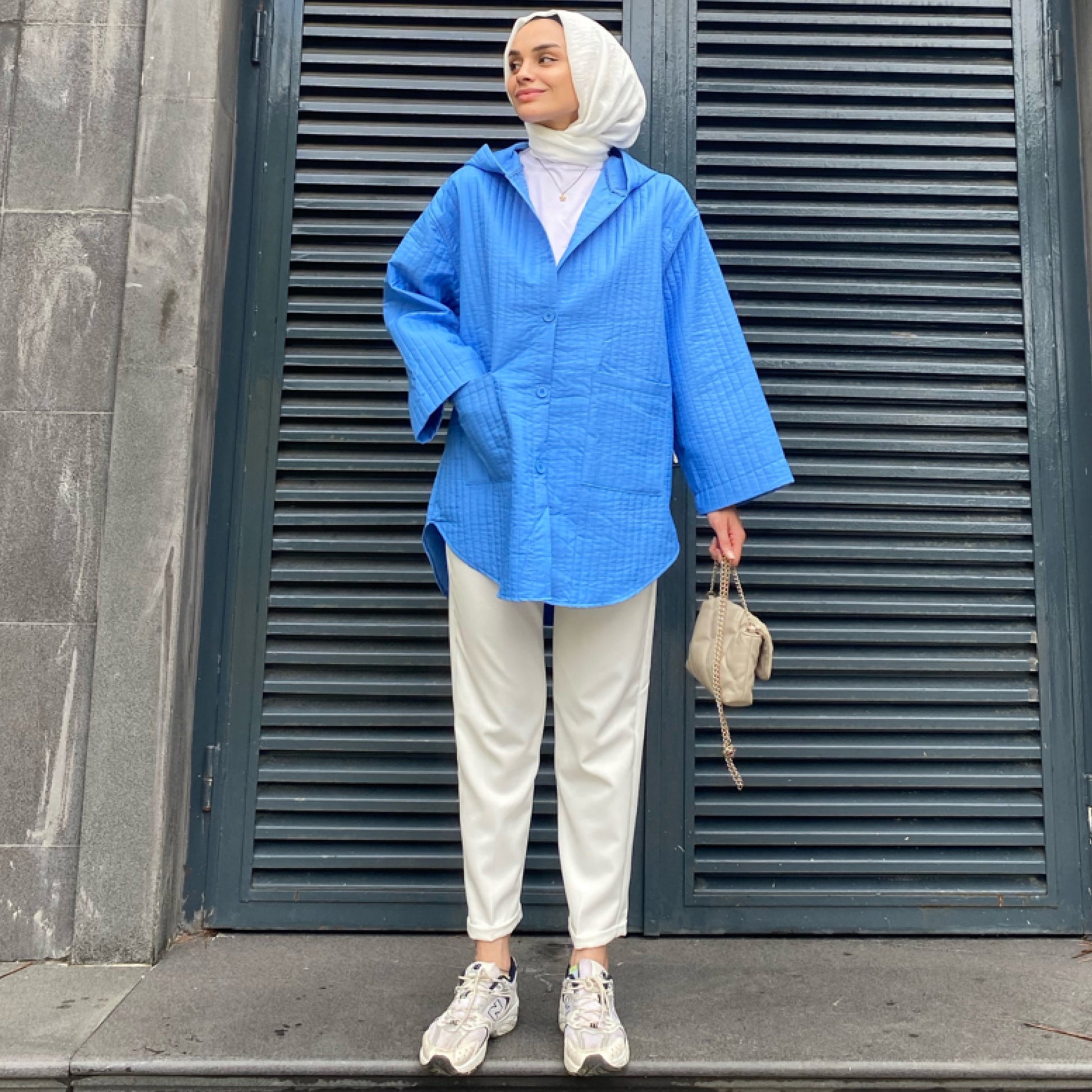 Kapüşonlu Mavi Kapitone Ceket