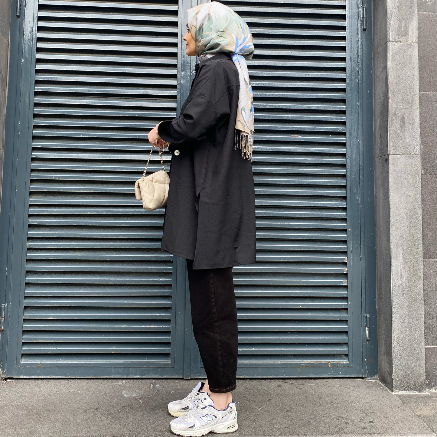 Siyah Oversize Cep Detaylı Gömlek