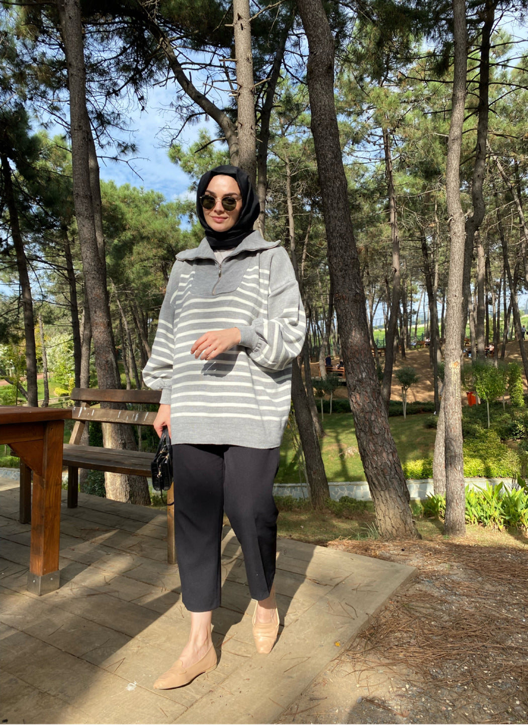 Gri Çizgili Oversize Triko Sweat