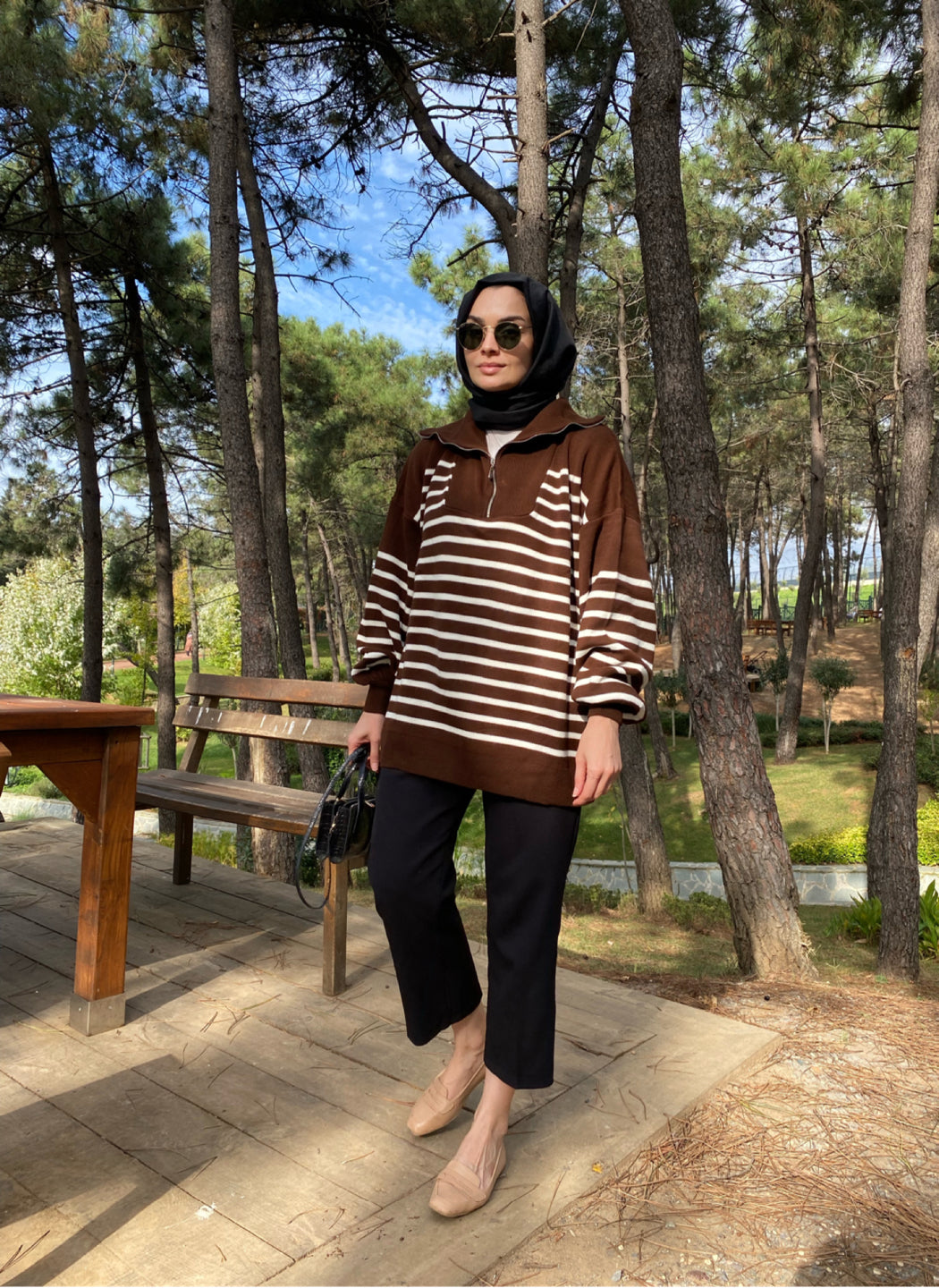 Kahverengi Çizgili Oversize Triko Sweat