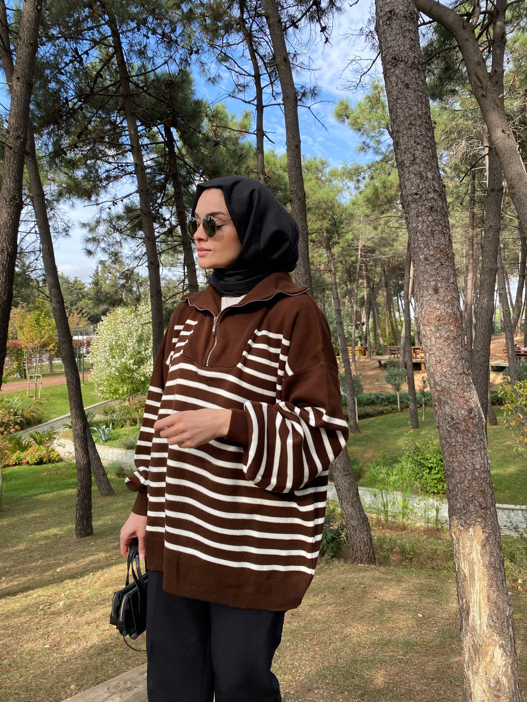 Kahverengi Çizgili Oversize Triko Sweat