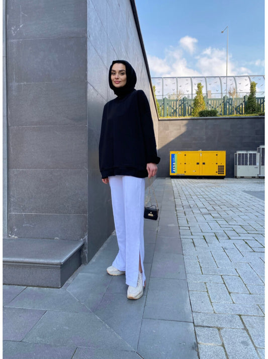 Yırtmaç Detaylı Beyaz Pantolon