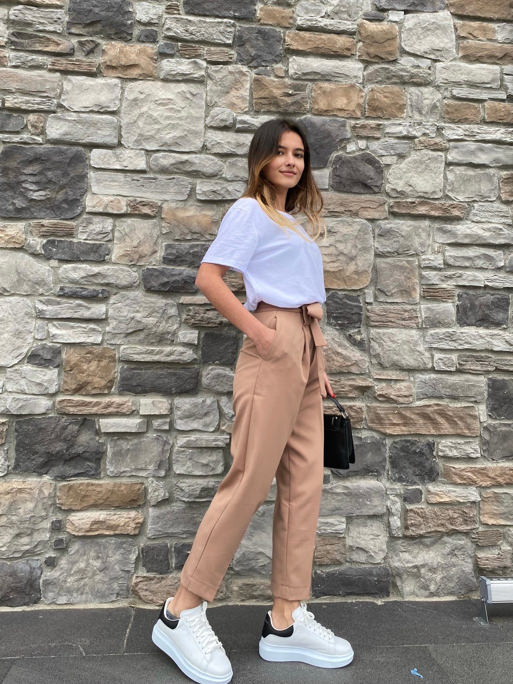 Kemerli Camel Pantolon