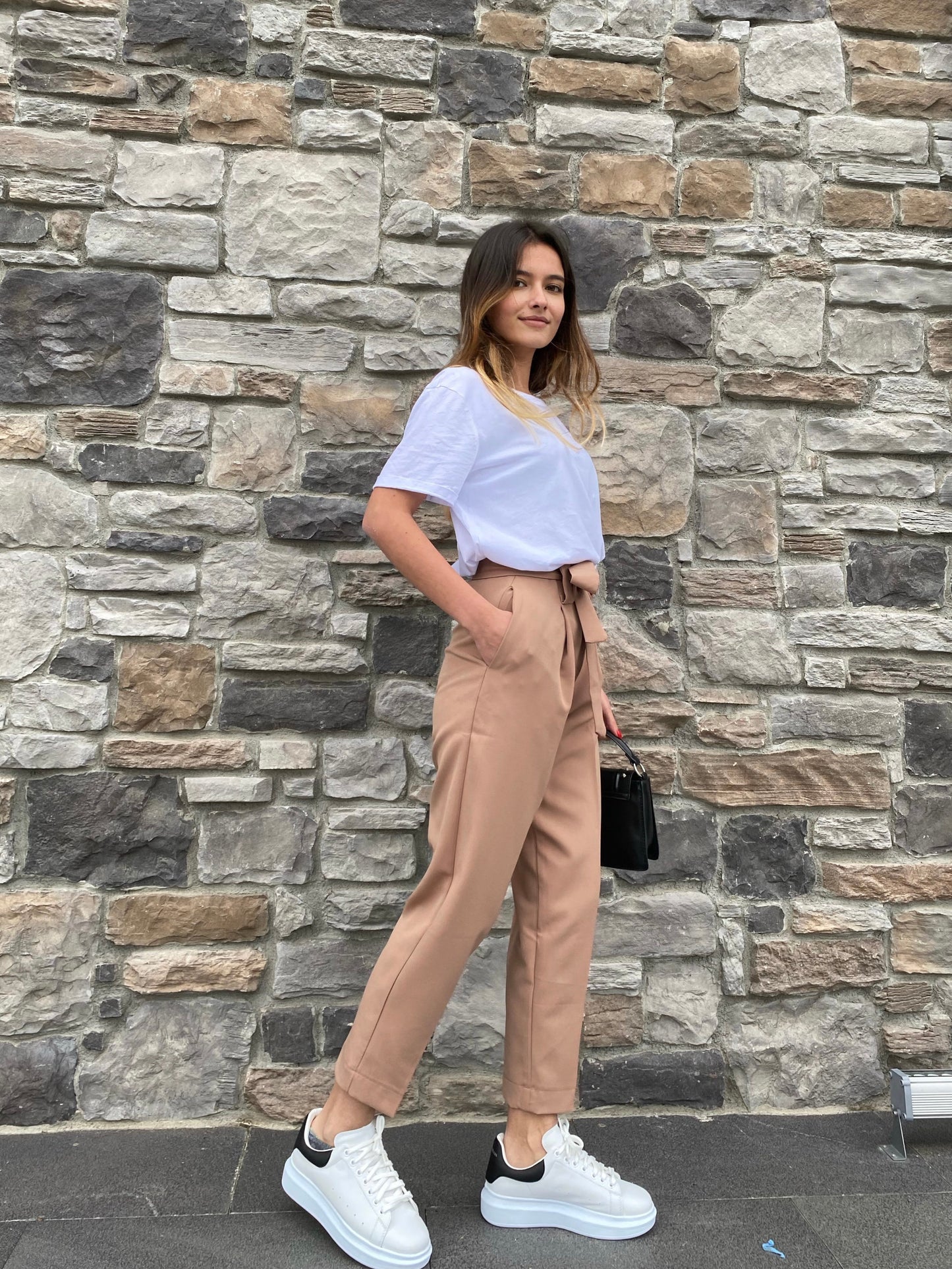 Kemerli Camel Pantolon