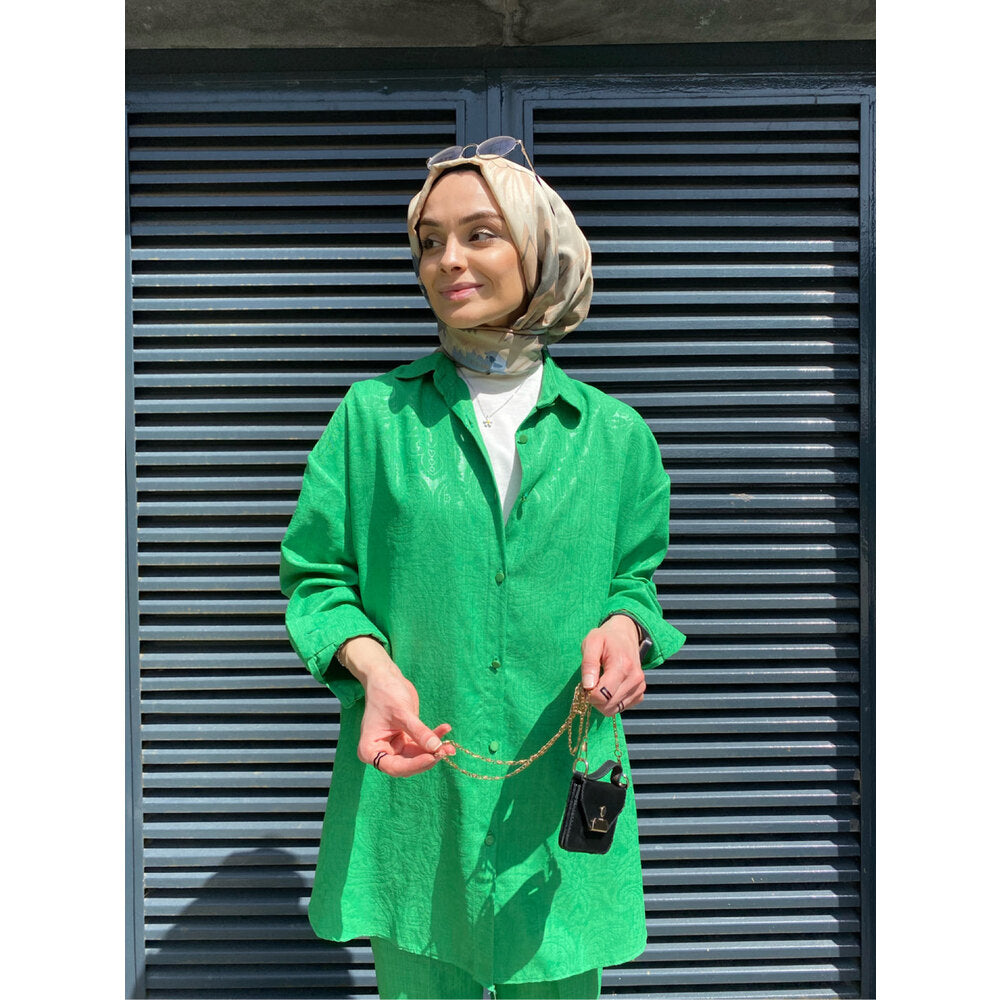 Kabartma Desenli Yeşil Gömlek