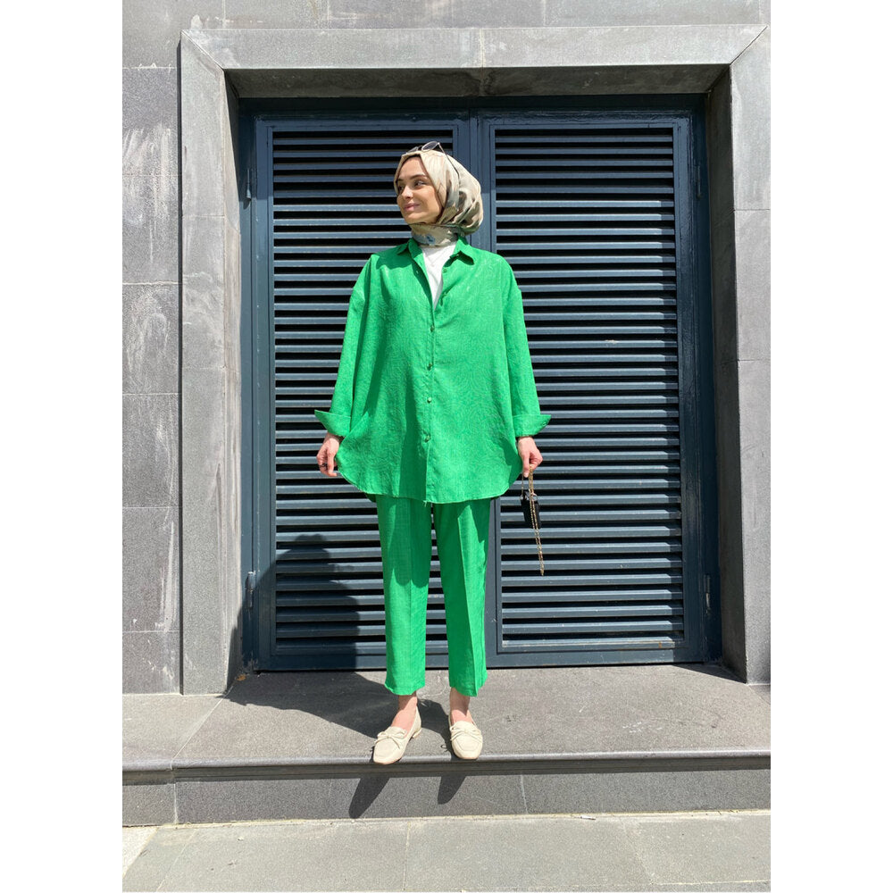 Kabartma Desenli Yeşil Gömlek